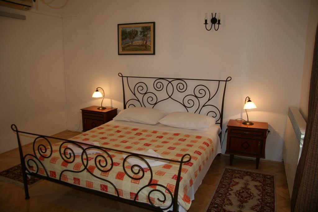 Apartments Karabaic Krk Krk Town Eksteriør billede